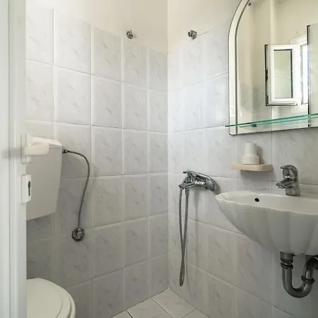 Angela Partial Sea View 6 Affittacamere